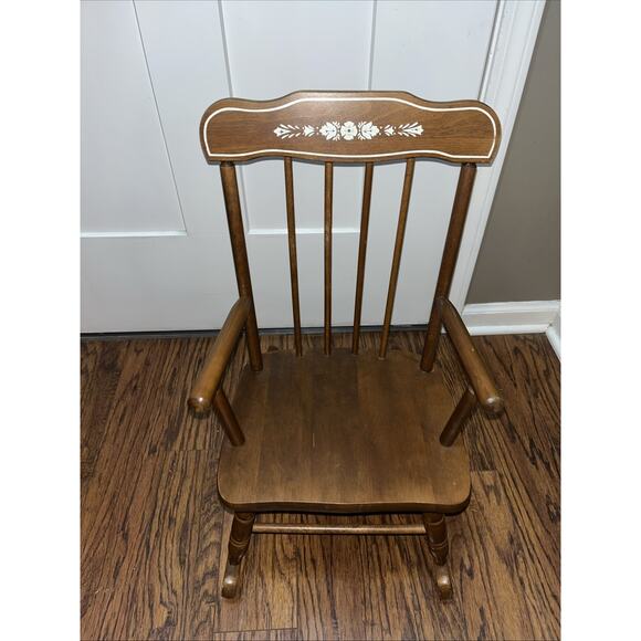 Vintage OAK HILL USA Rustic Country Maple Wood CHILD Mini Rocking Chair - Picture 4 of 9